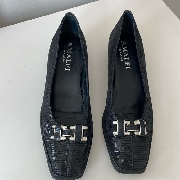 NWOT Amalfi by Rangoni Leather Box Heels - Picture 2 of 5